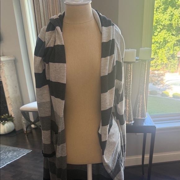 Mystree Black and Gray Striped Sweater - Picture 1 of 2